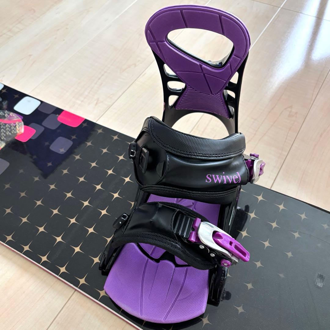 Swivel 黒と紫のスノーボードとビンディングのセット 140cm