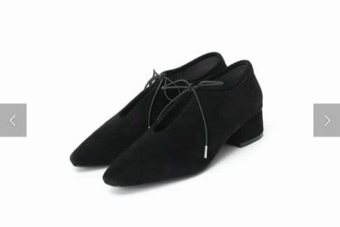 【極美品】今季最新 ブラック パンプス サイズ 23.5 ルタロン