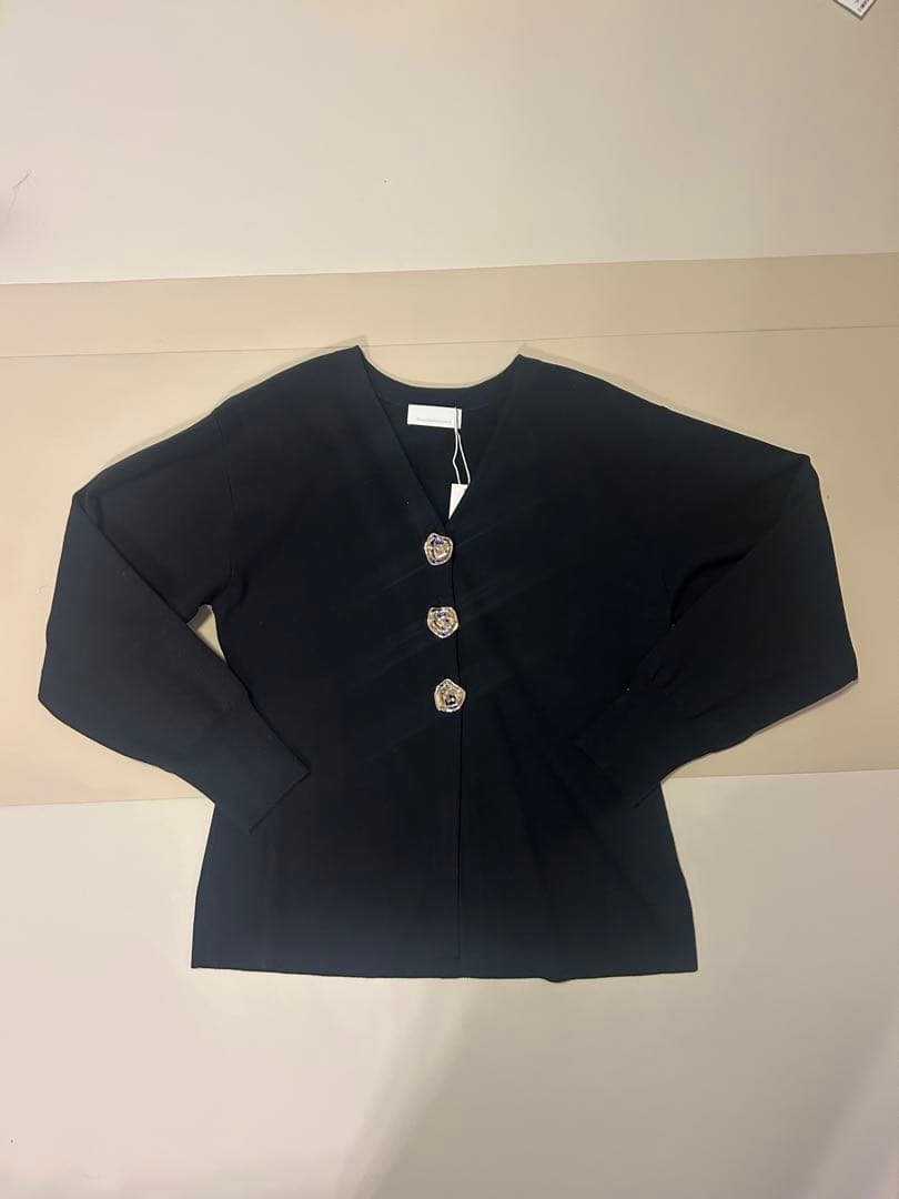 【未使用】ビジューＶネックカーディガン長袖