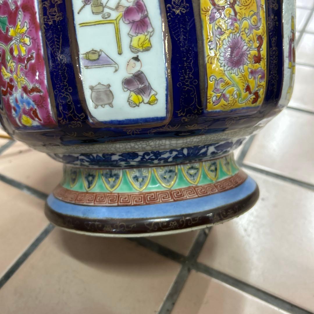 中国美術 青花琺瑯彩人物神獣纏枝花紋雙耳大瓶 高さ約50cm 旧家蔵出