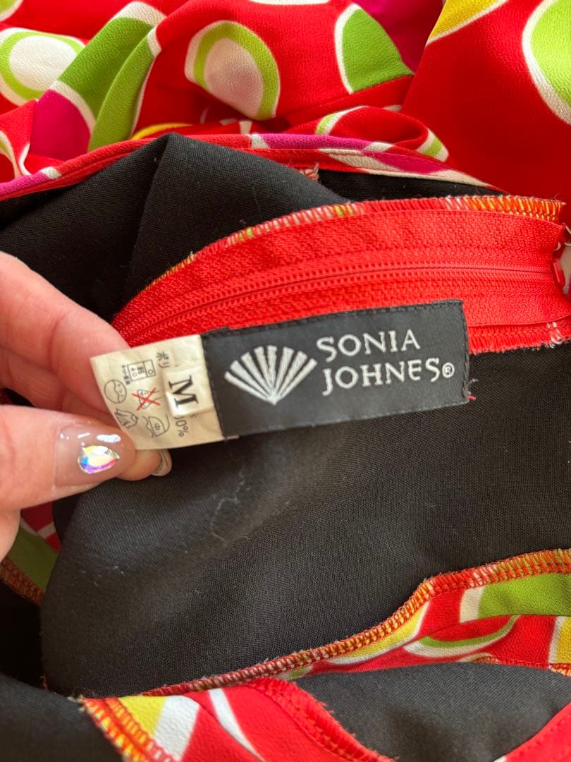 フラメンコ衣装　SONIA JOHNES