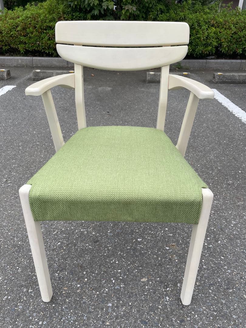 廃盤　美品　ニトリ アルナス ヒジツキ　肘置き付き椅子　カバー有　ダイニング