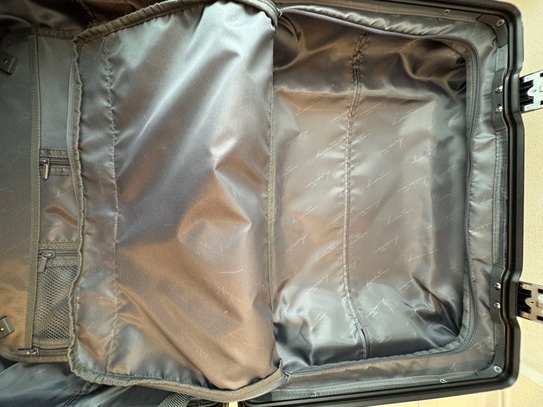 リベティ多機能キャリーケース【ブラックSサイズ】