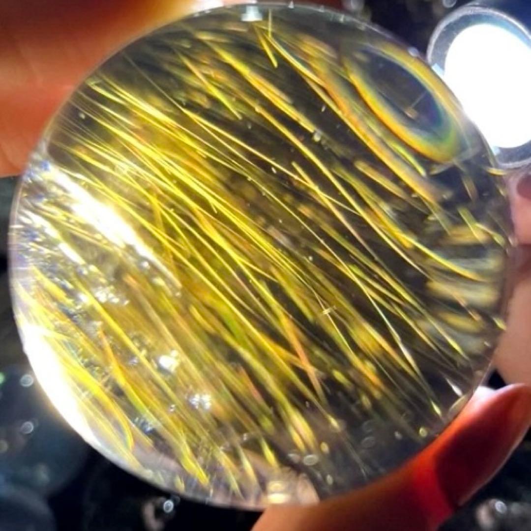 超絶綺麗　52mm ゴールドルチルクォーツ　丸玉 スフィア　金針水晶