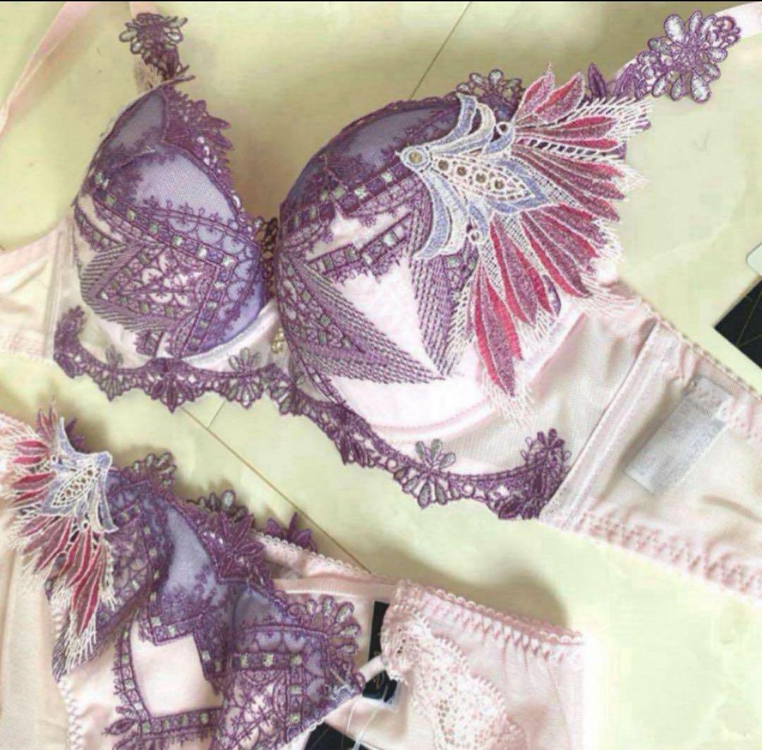 専用！☆ワコール サルート C70・M☆79G