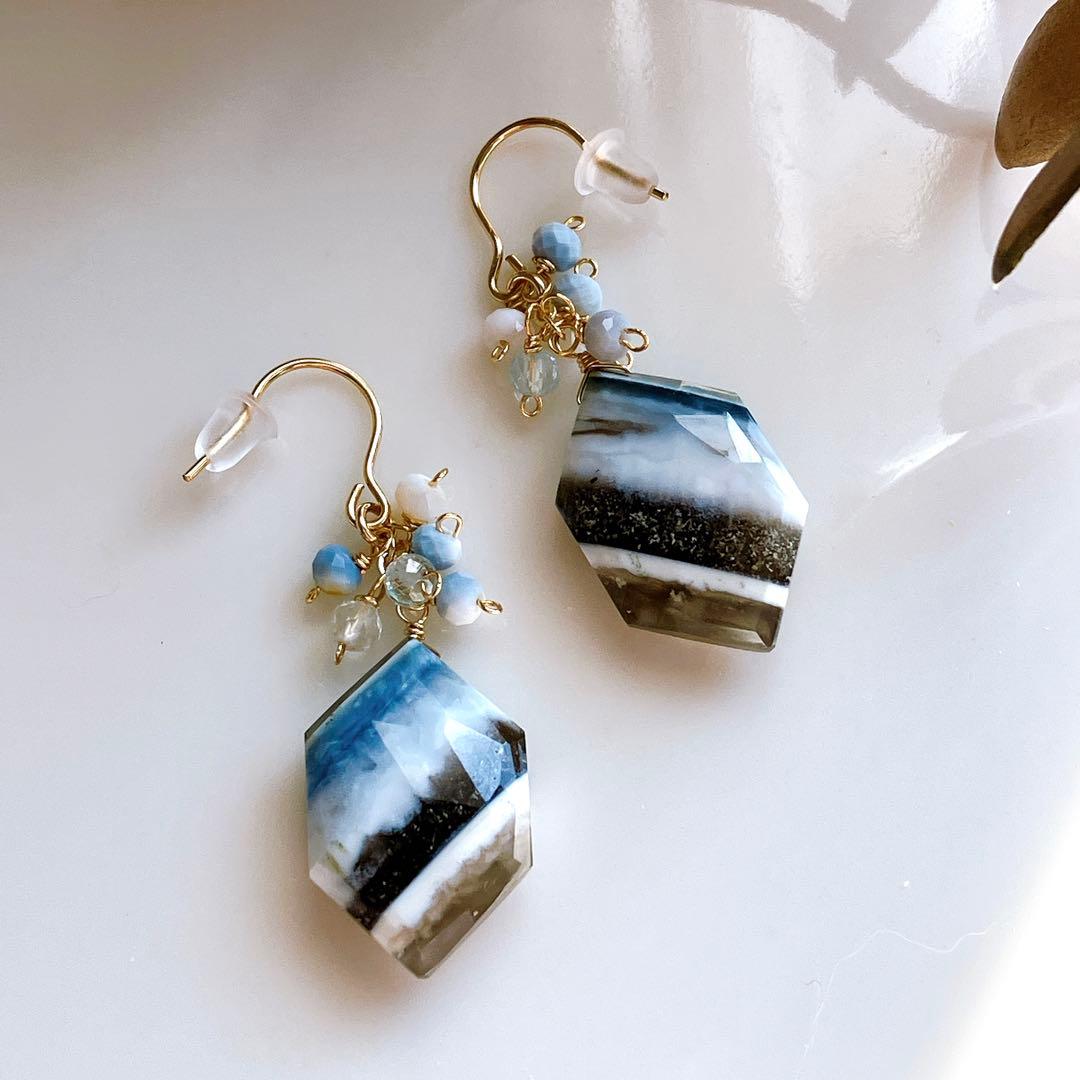 Kaya◆ひねりコンケーブカット✧ハニークォーツピアス