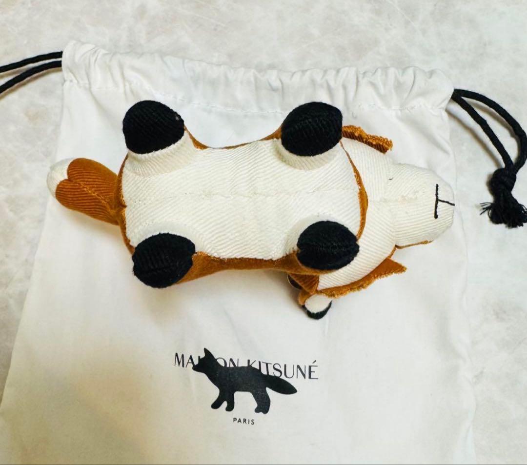 【美品】MAISON KITSUNÉ フォックスバックチャーム