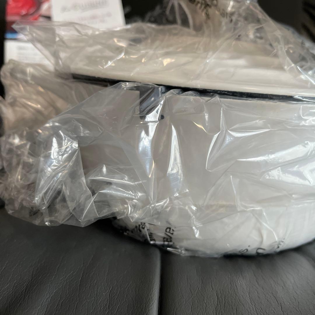 La CUISINEラ・キュイジィーヌ　白20cm 　ホーロー鍋　新品