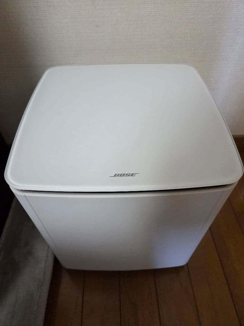 Bose Bass Module 700　ホワイト
