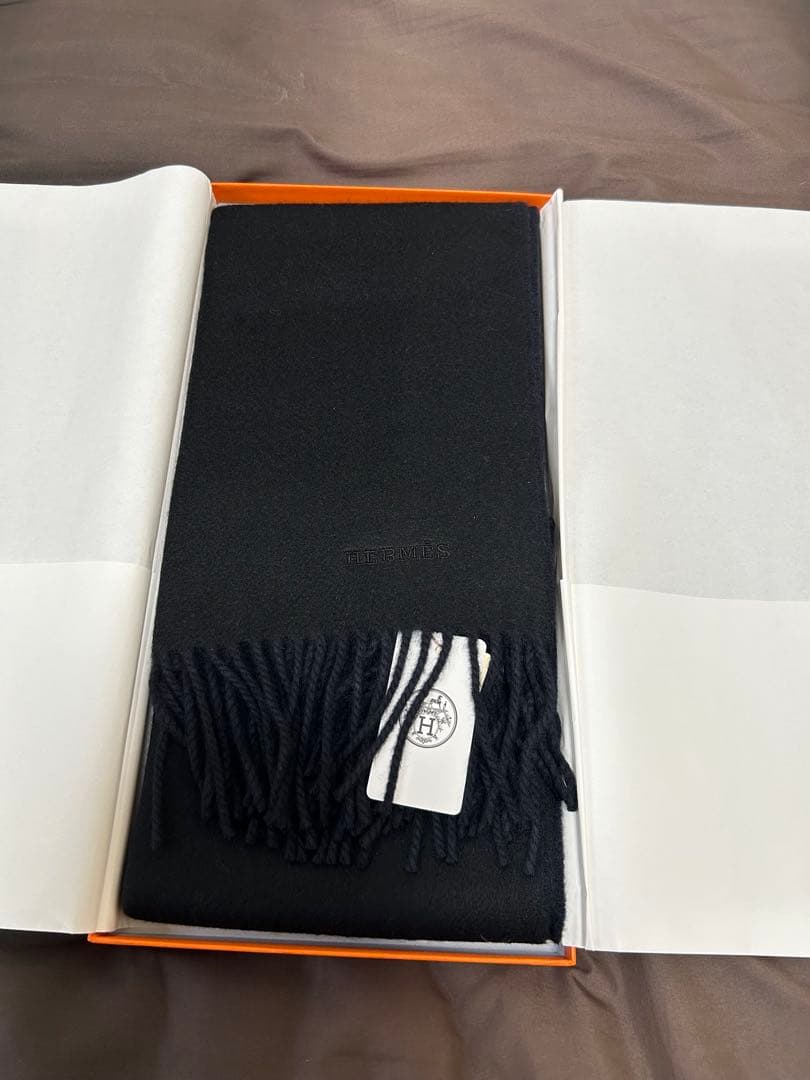 エルメス カシミアマフラー 黒 レクトヴェルソ 新品未使用品