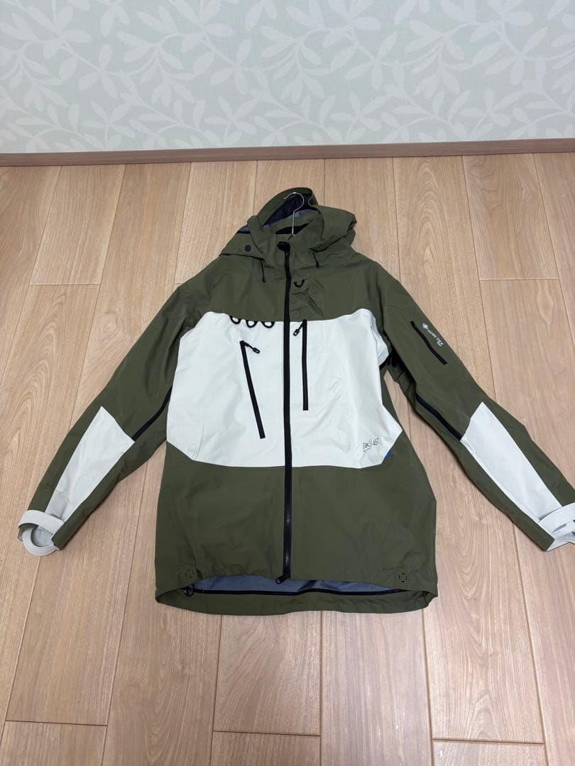 AK457 GORE-TEX Pro スノーボードウェア 男性用