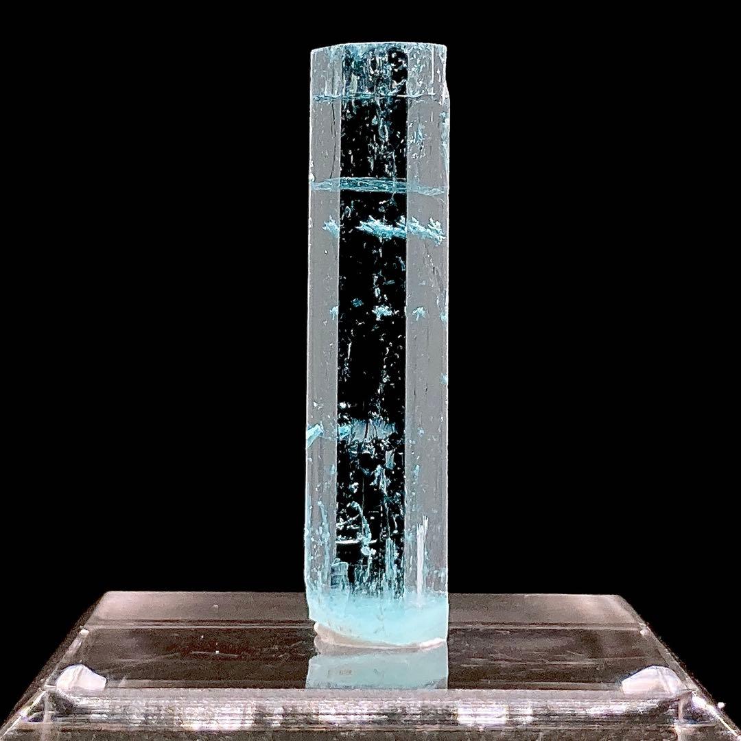 な*こ様 アクアマリン　ベリル　原石　鉱物標本　天然石　 　311