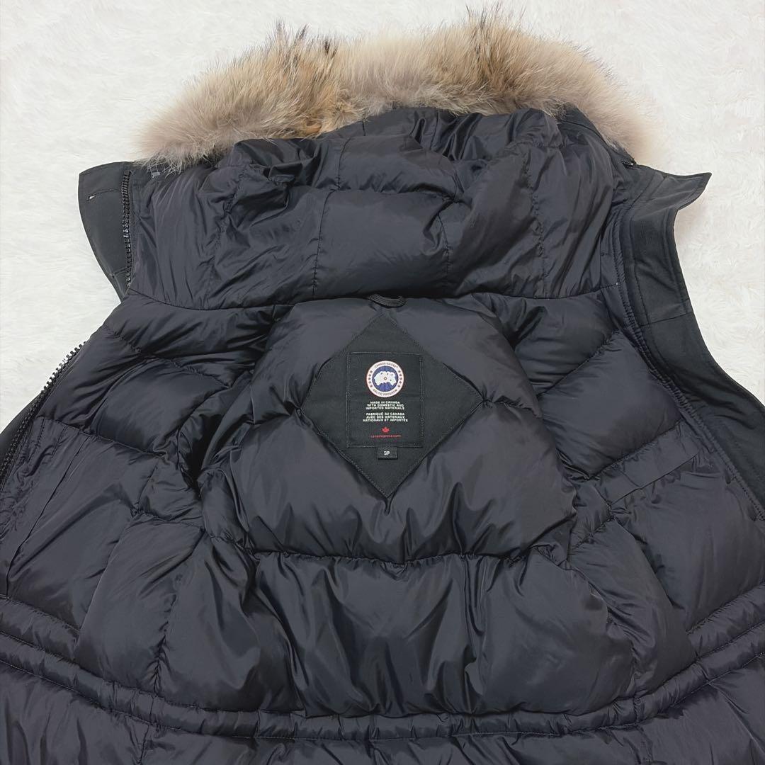 良品 カナダグース シャーロットパーカー ブラック ダウンジャケット 831