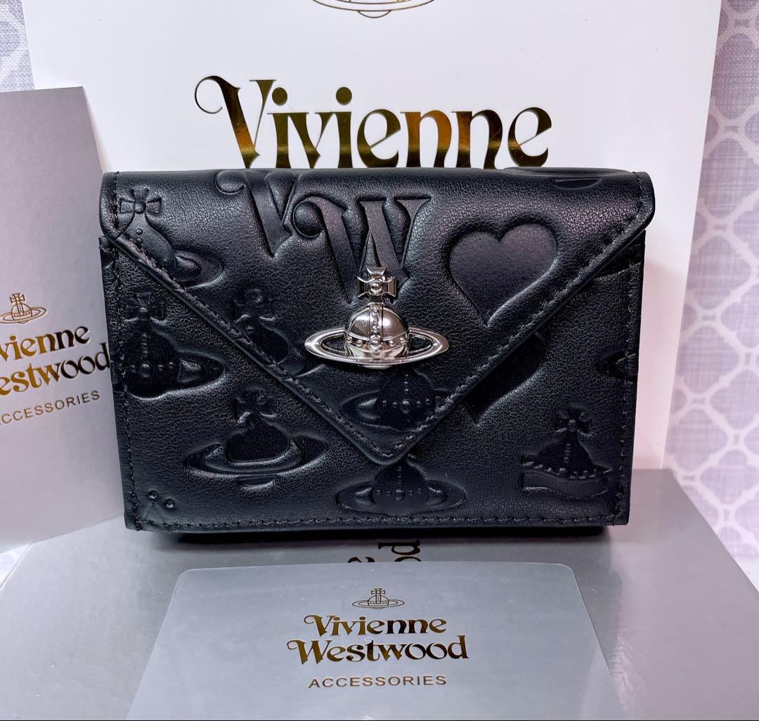 【内柄も素敵☆最新】Vivienne Westwood 三折財布 マット 黒