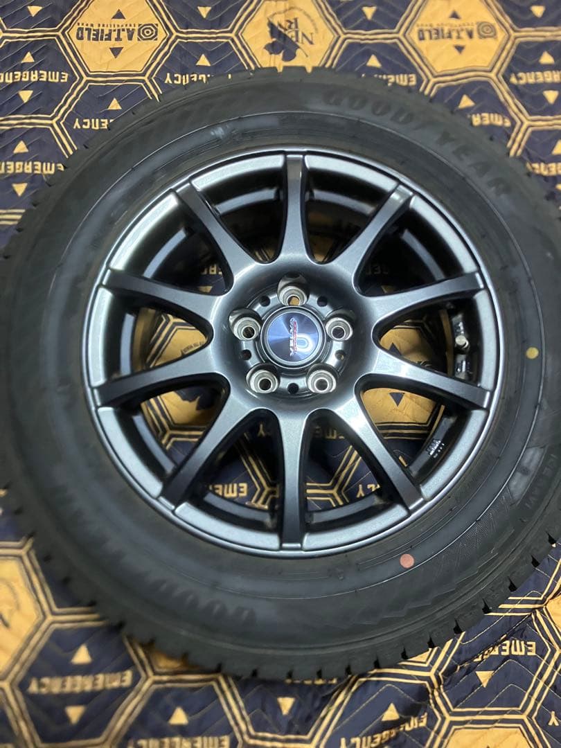 翌日発送 195/65R15 スタッドレスアルミホイール プリウス カローラなど