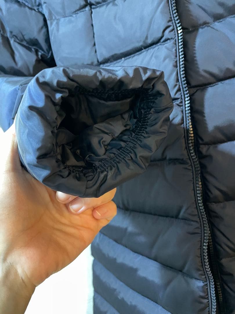 ぴ*き様 モンクレール　ネイビー フード付き ダウンジャケット