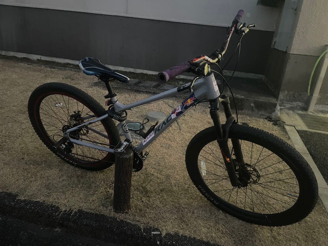 KAGRA27.5インチ マウンテンバイク RedBull 引き渡し限定です。