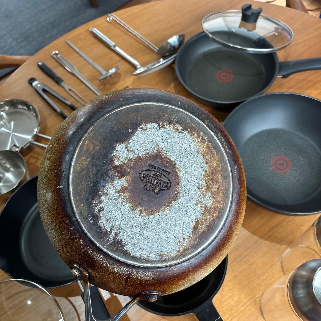 A*Q様 【中古・豪華まとめ売り】T-fal 等　フライパン　セット売りきり　ア