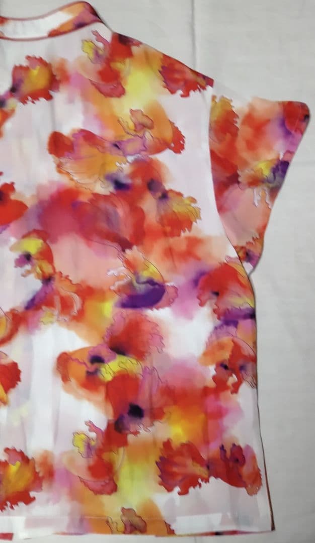 VIVIENNETAM GOLDFISH PRINTブラウス　40　未使用品