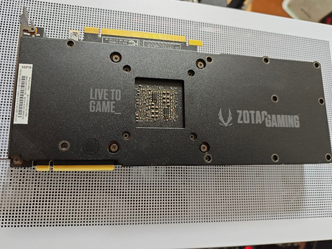 本日発送！ ZOTAC RTX 2080 Ti 本体