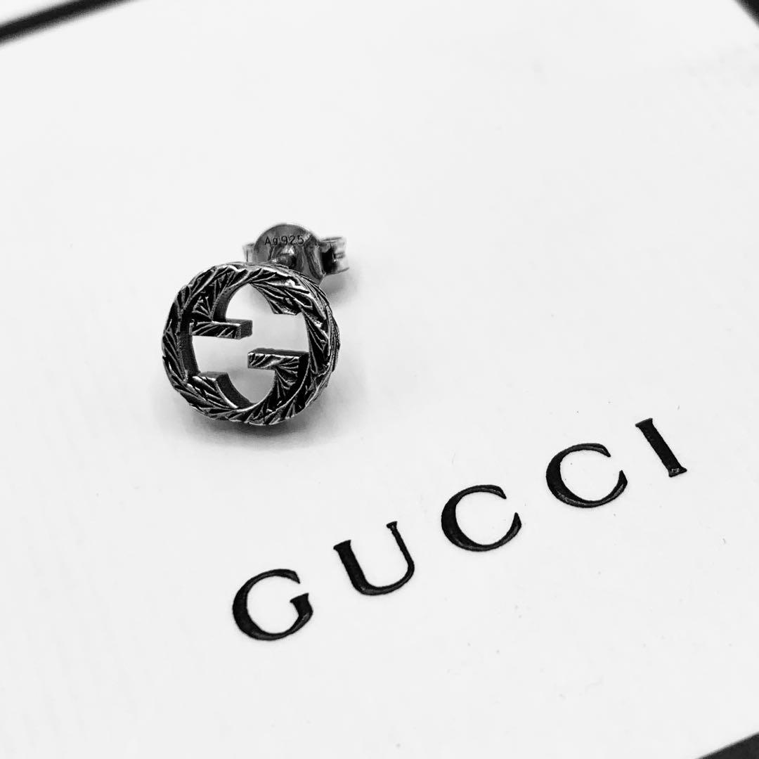 【超美品】GUCCI ピアス　インターロッキングG 燻　片耳　アラベスク