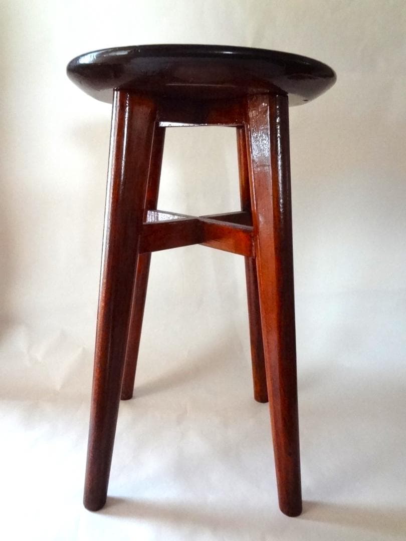 アンティーク　丸椅子　スツール　天然素材　木製品　塗　ヴィンテージ　おすすめ品