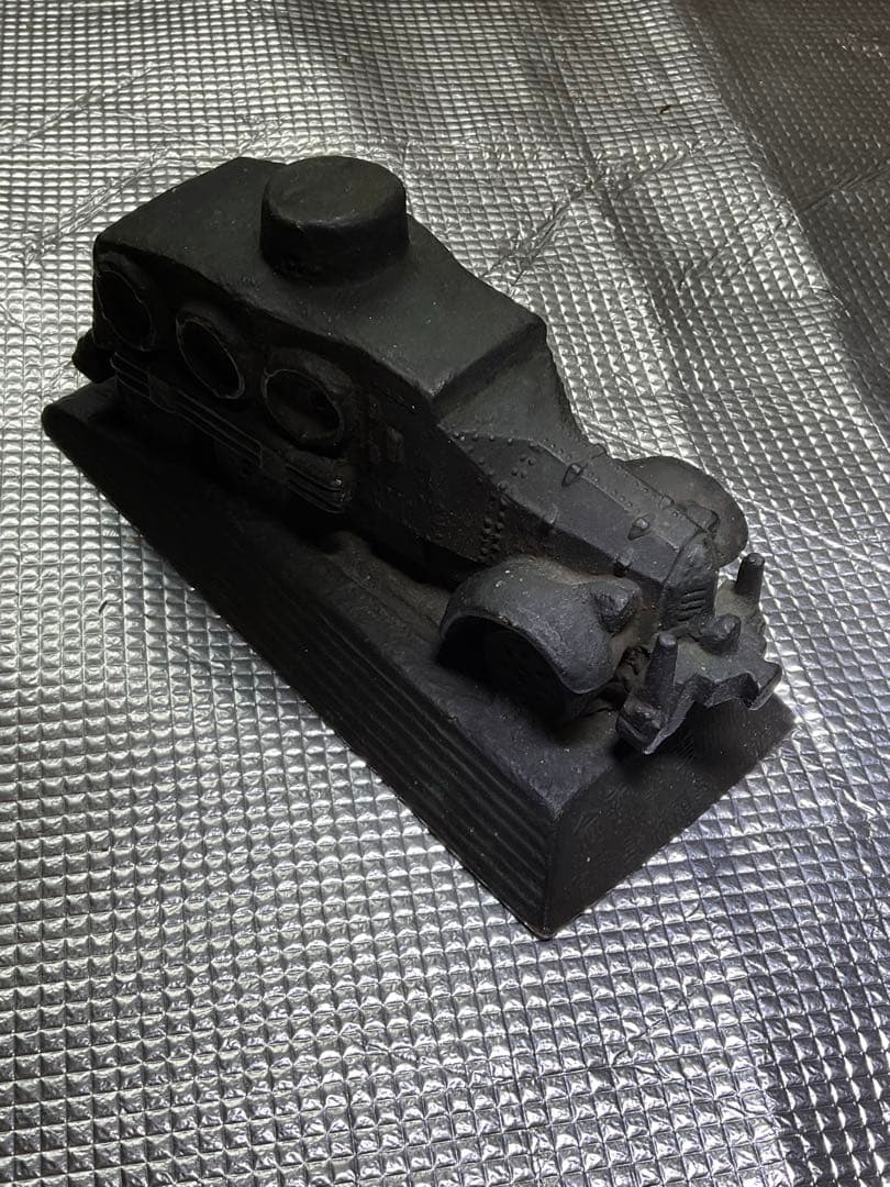 朝倉文夫作／大日本帝国陸軍　満州事変記念　南満州鉄道　九一式広軌牽引車　ブロンズ