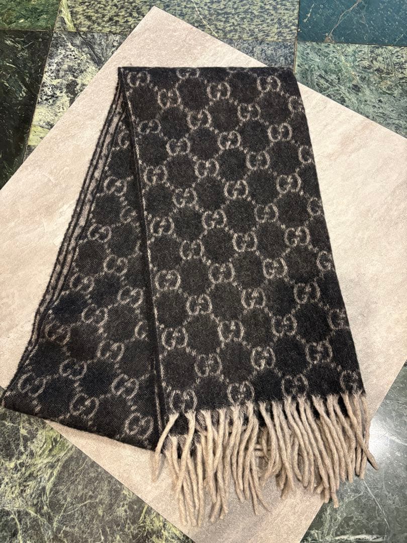 GUCCI 100%カシミアマフラー