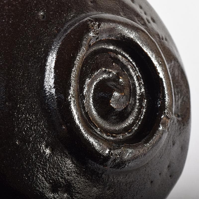 茶道具　楽吉左衛門　九代了入作　黒楽箆目茶碗　共箱　M　R8077