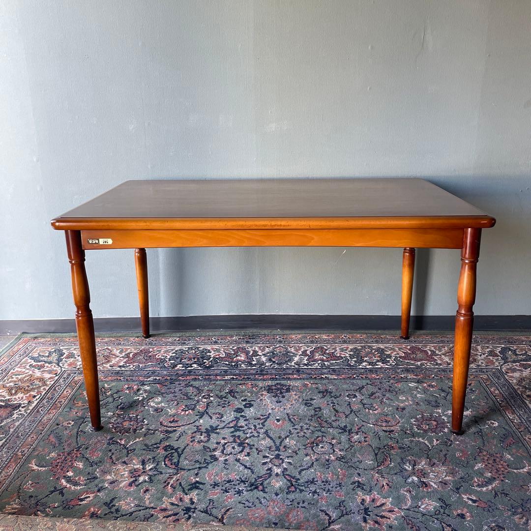 昭和レトロ　マツダ家具　ダイニングテーブル