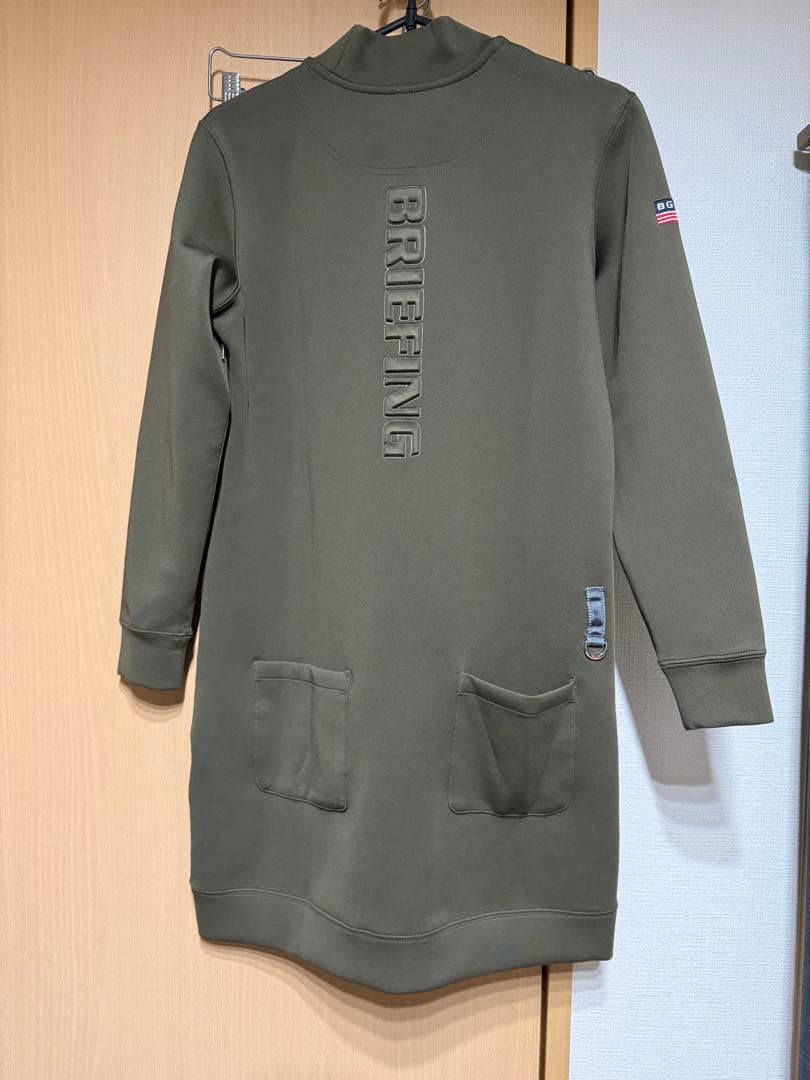 BRIEFING ハイネックワンピース オリーブグリーン未使用品