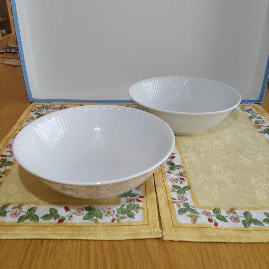 【未使用品】ロイヤルコペンハーゲン　ホワイトフルーテッド　ハーフレース　ボウル