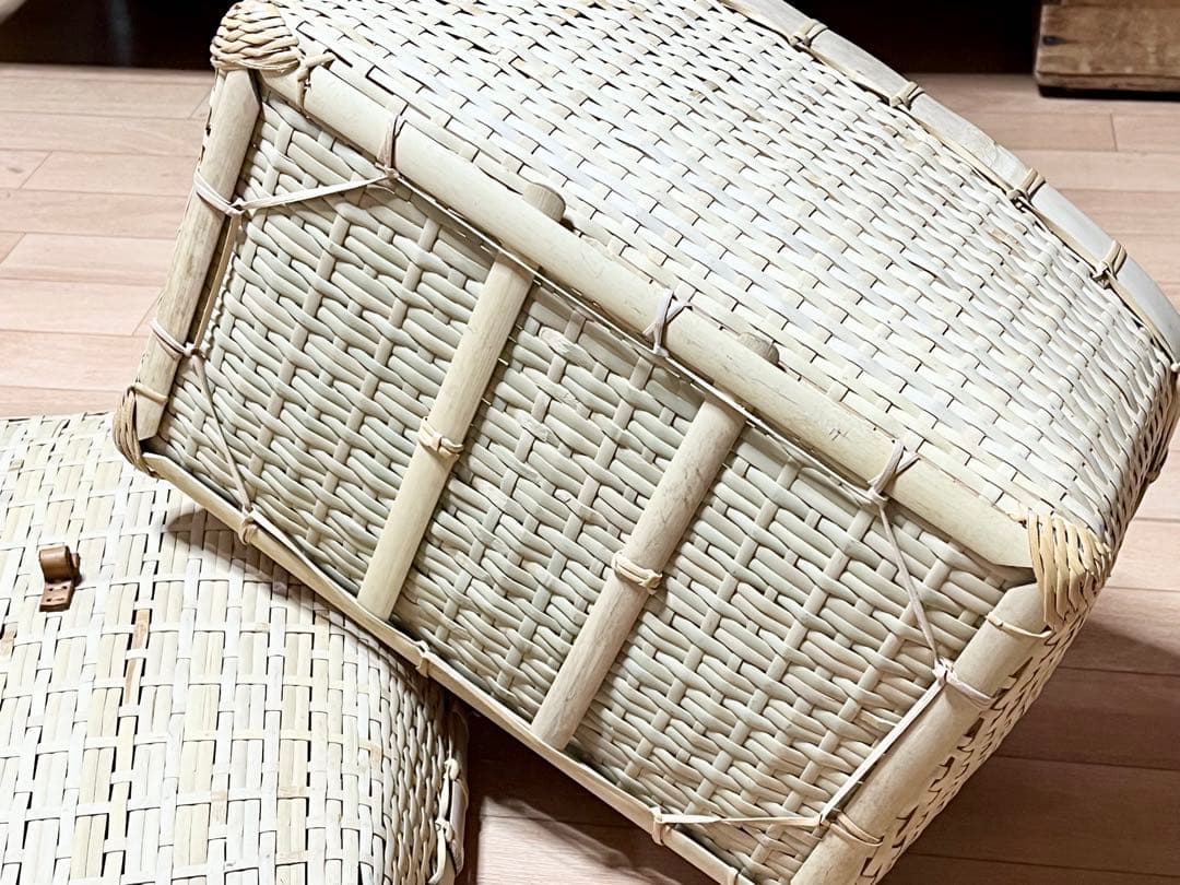 ワランワヤン　カゴ・蓋つきバスケット・竹かご・蓋つきカゴ