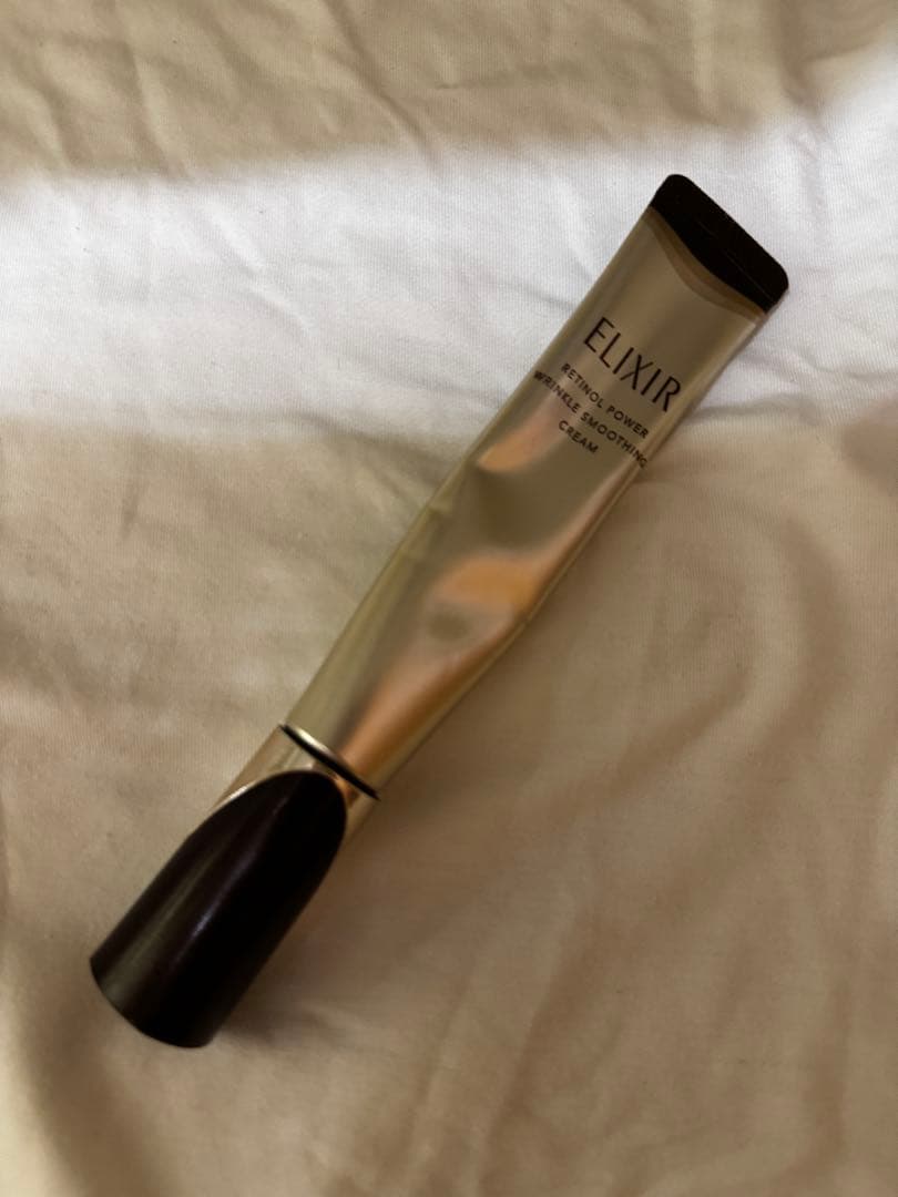 期限切れの為カードなし。 ELIXIR リンクルアイクリームLサイズ 2本セット