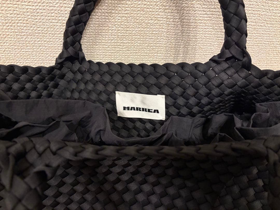 MARREA MEDIUM DI NERO （黒）