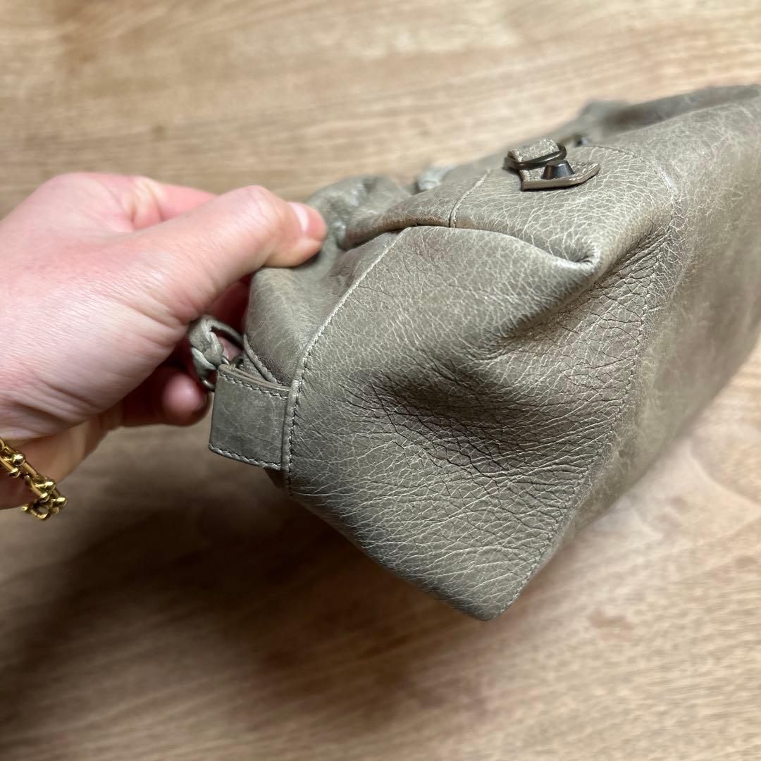 バレンシアガ BALENCIAGA レザーポーチ クラッチバック グレー
