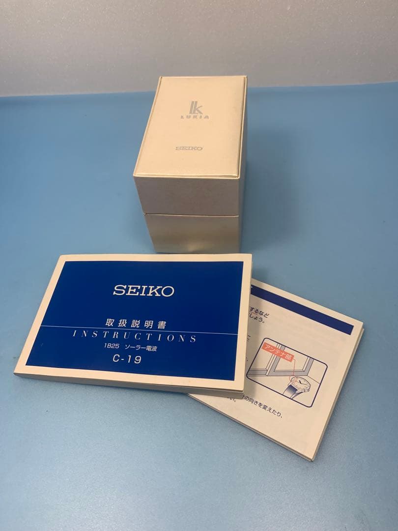 seiko ルキア 1b25-0ap0 ラッキーパスポート　チタンケース　腕時計