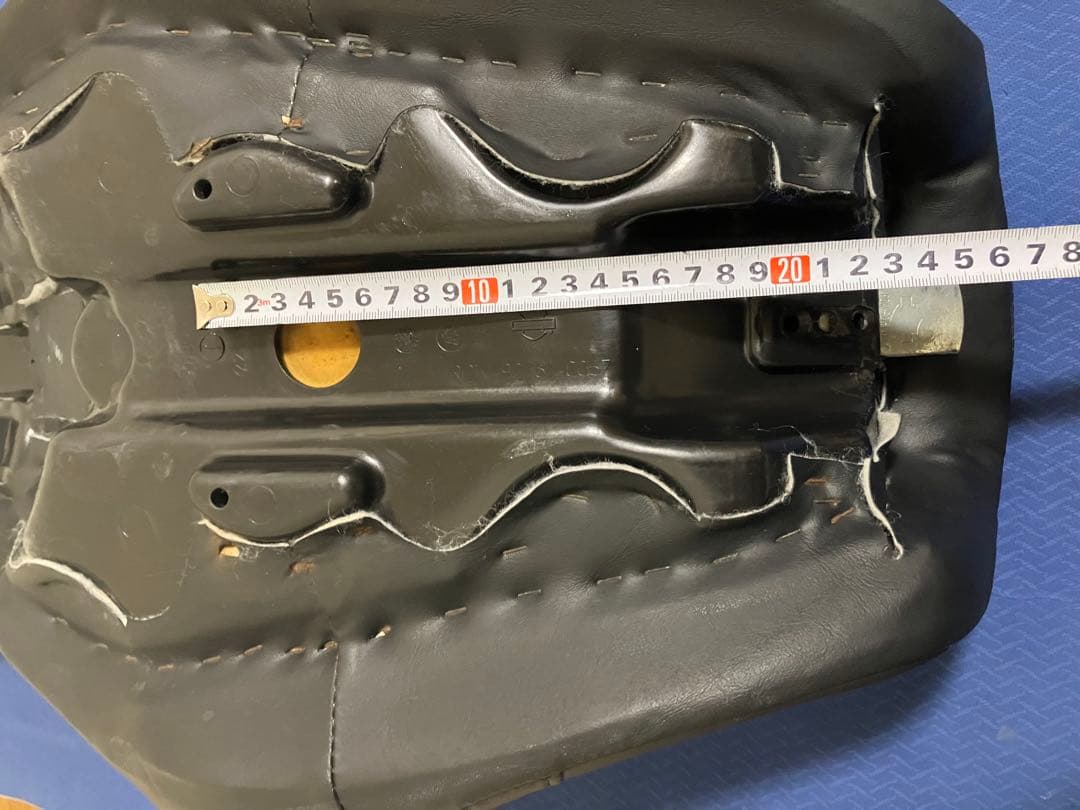 ハーレー　ダイナ　純正　シート　2アップシート　タンデムベルト付き