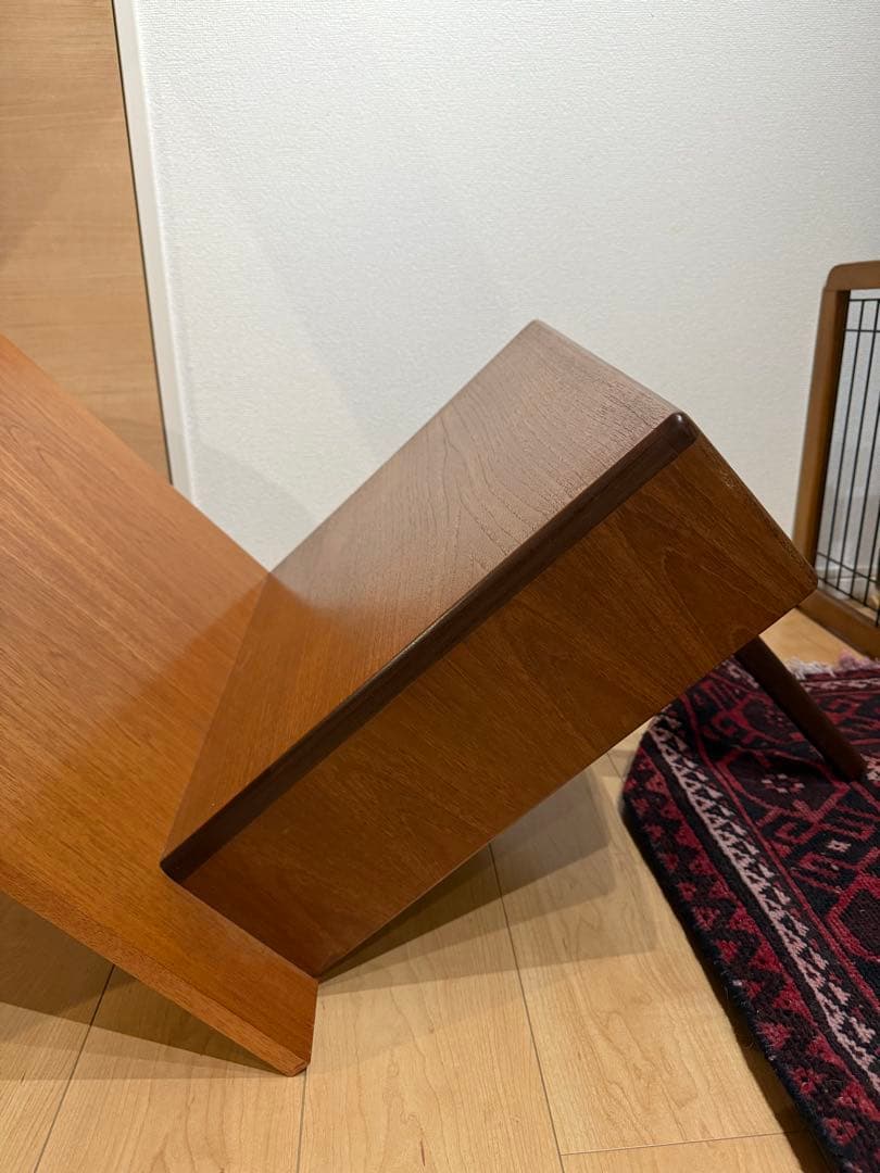 s*h様 G-PLAN ナイトテーブル　サイドボード