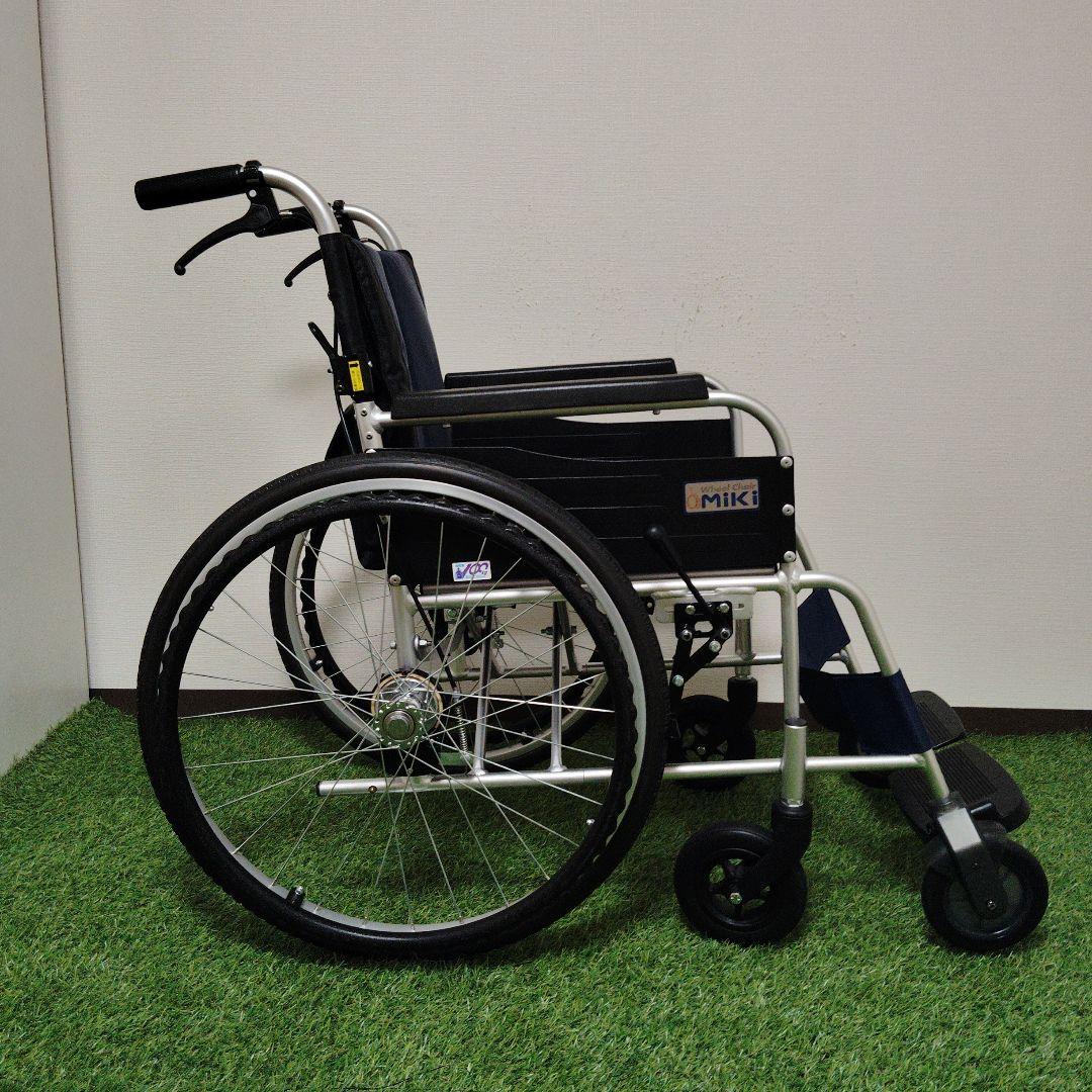 ミキ 自走式 車椅子 ノーパンクタイヤ EST-1 イージースルー