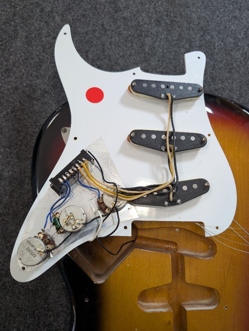 Fender Japan / ST57-95 USA PICK UP 搭載