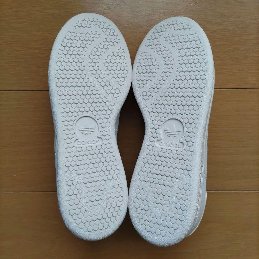 未使用☆24㎝☆ホワイト×ゴールド☆スタンスミス☆アディダス