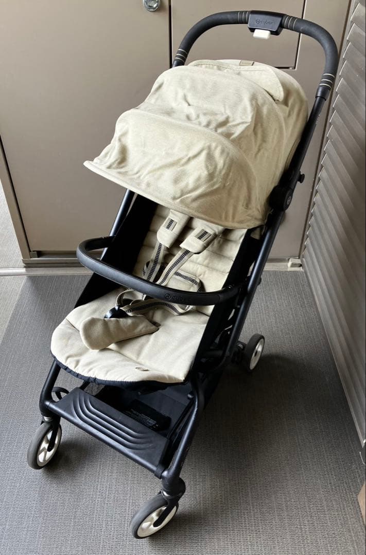 cybex サイベックス EEZY SB2 ベビーカー ベージュ　22kgまで