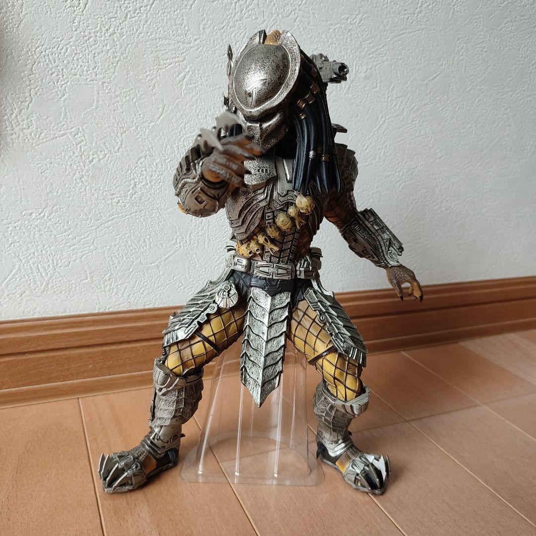プレデター フィギュア