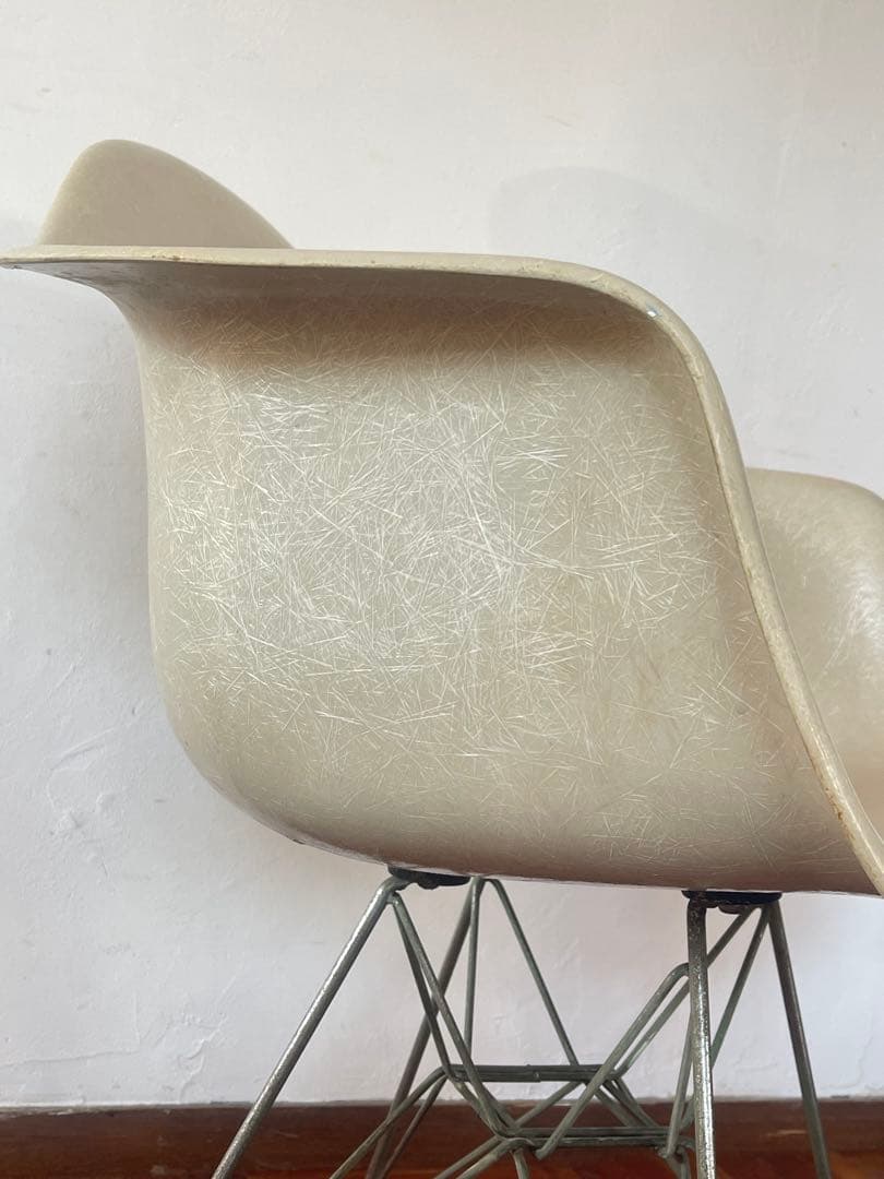 ハーマンミラー ヴィンテージ イームズ アーム シェルチェア エッフェル ベース