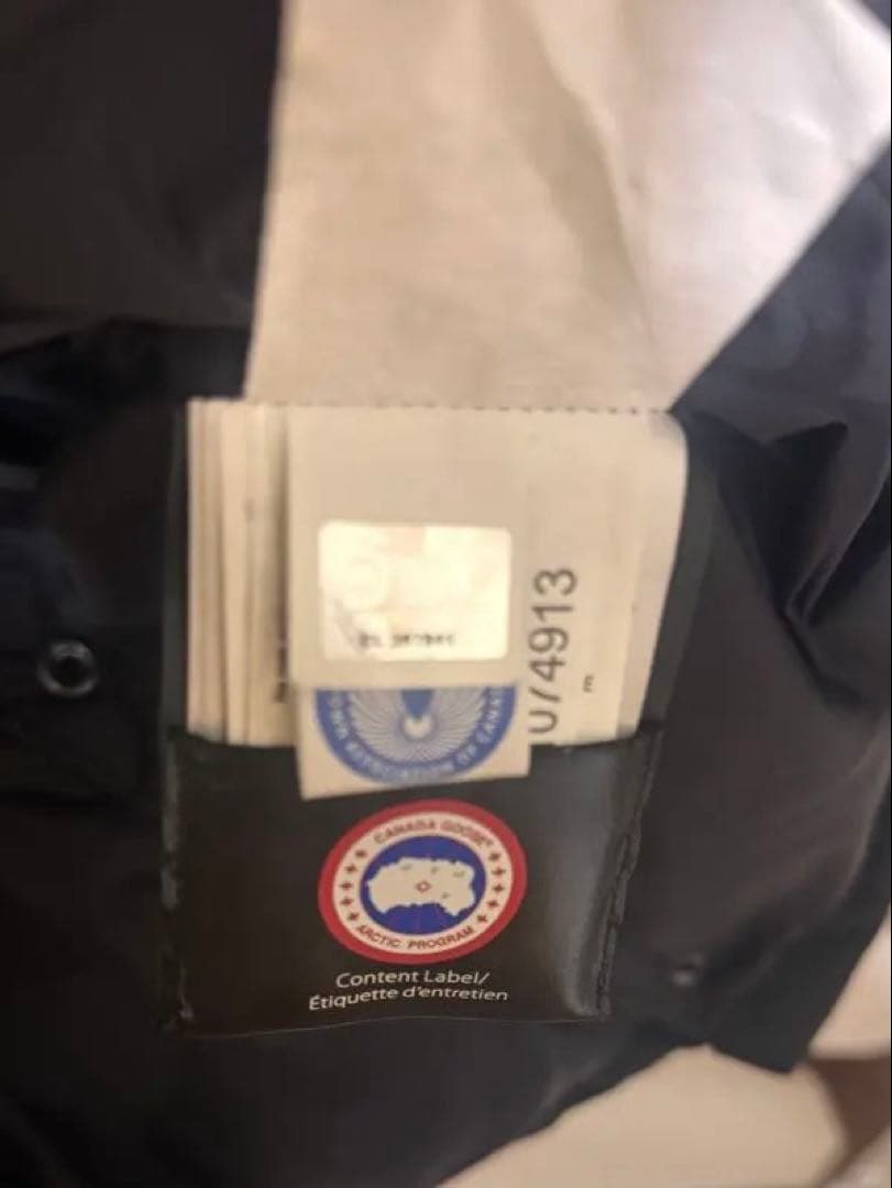   ブラック ダウンジャケット Mサイズ