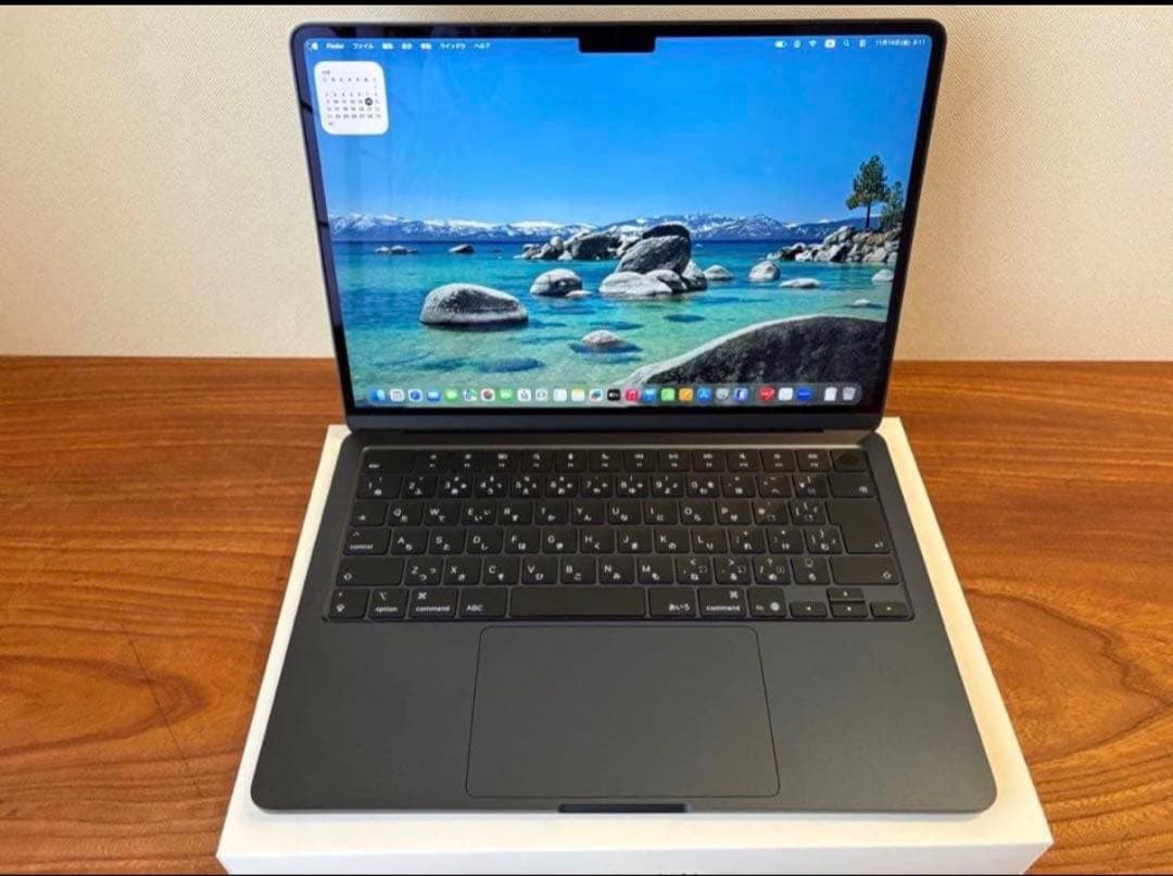MacBook Air 13インチ M4 16GB 512GB