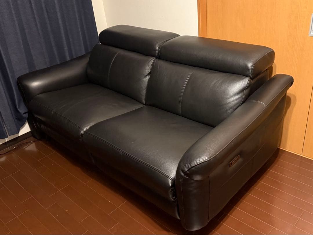 ヤマダオリジナル 電動リクライニングソファ「YES140004BK3P」ブラック