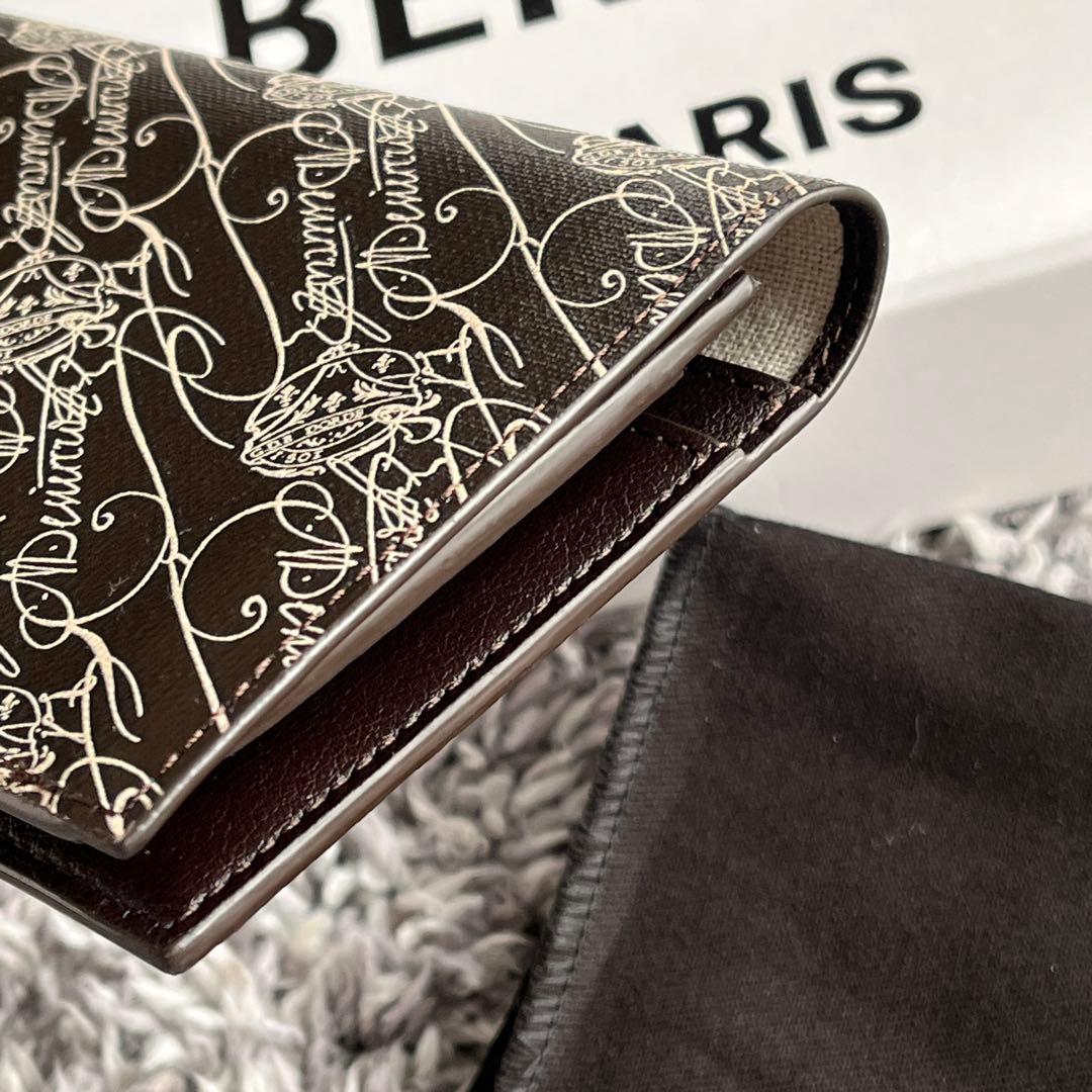 【未使用品！！】ベルルッティ バディ トワル マルブフ 長財布 ブラウン レザー