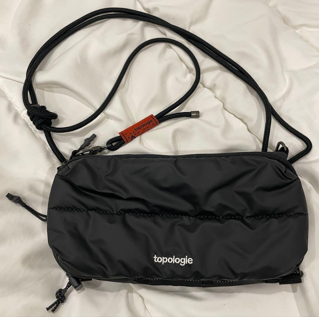 トポロジーボトルサコッシュバッグTopologie Bottle Sacoche